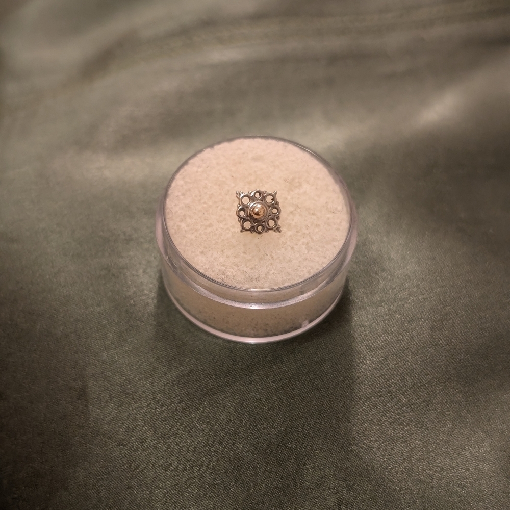 BVLA Angela mixed metals, white gold + yellow gold bead, threadless end - Picture 2 of 4